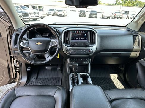 Used 2018 Chevrolet Colorado ZR2 image 18
