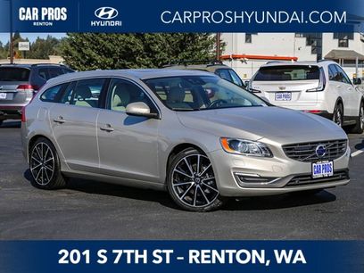 Used 2017 Volvo V60 T5 Platinum w/ Climate Package