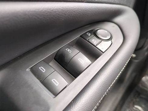 Used 2024 Chevrolet Blazer EV LT AWD/4WD image 29