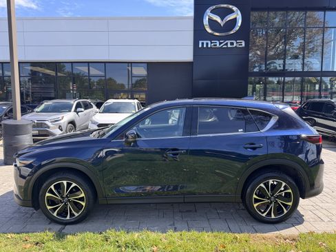 Used 2023 MAZDA CX-5 AWD 2.5 S w/ Premium Plus Pkg image 4