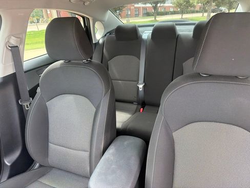 Used 2024 Kia Forte LXS w/ LXS Technology Package FWD image 30