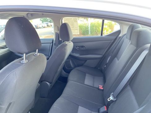 Used 2025 Nissan Sentra SV FWD image 23