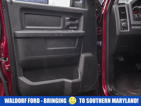 Used 2018 RAM 1500 Express image 36