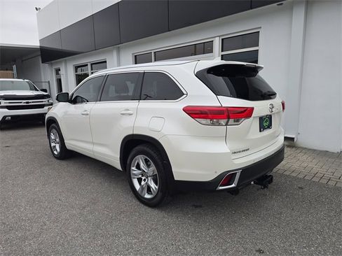 Used 2019 Toyota Highlander Limited image 5