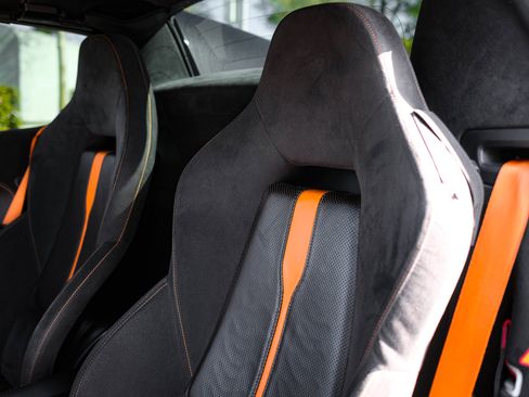 Used 2019 McLaren 570S Spider image 20