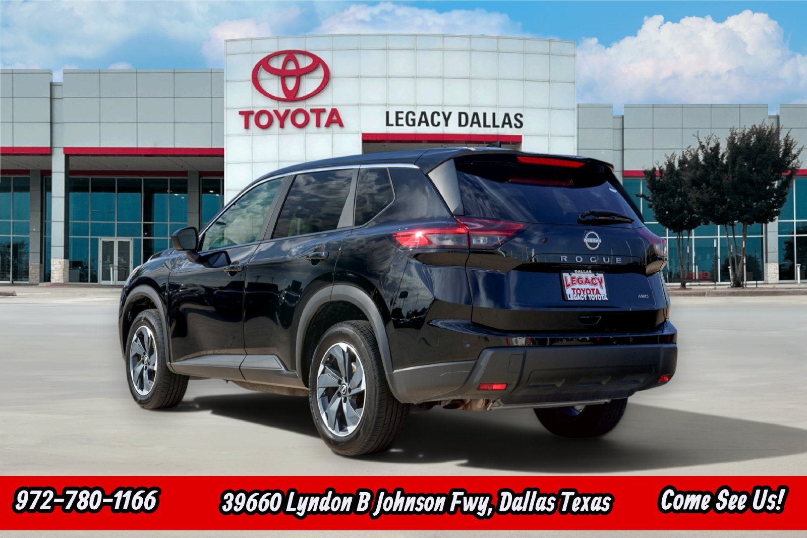Used 2026 Nissan Rogue SV AWD/4WD image 7