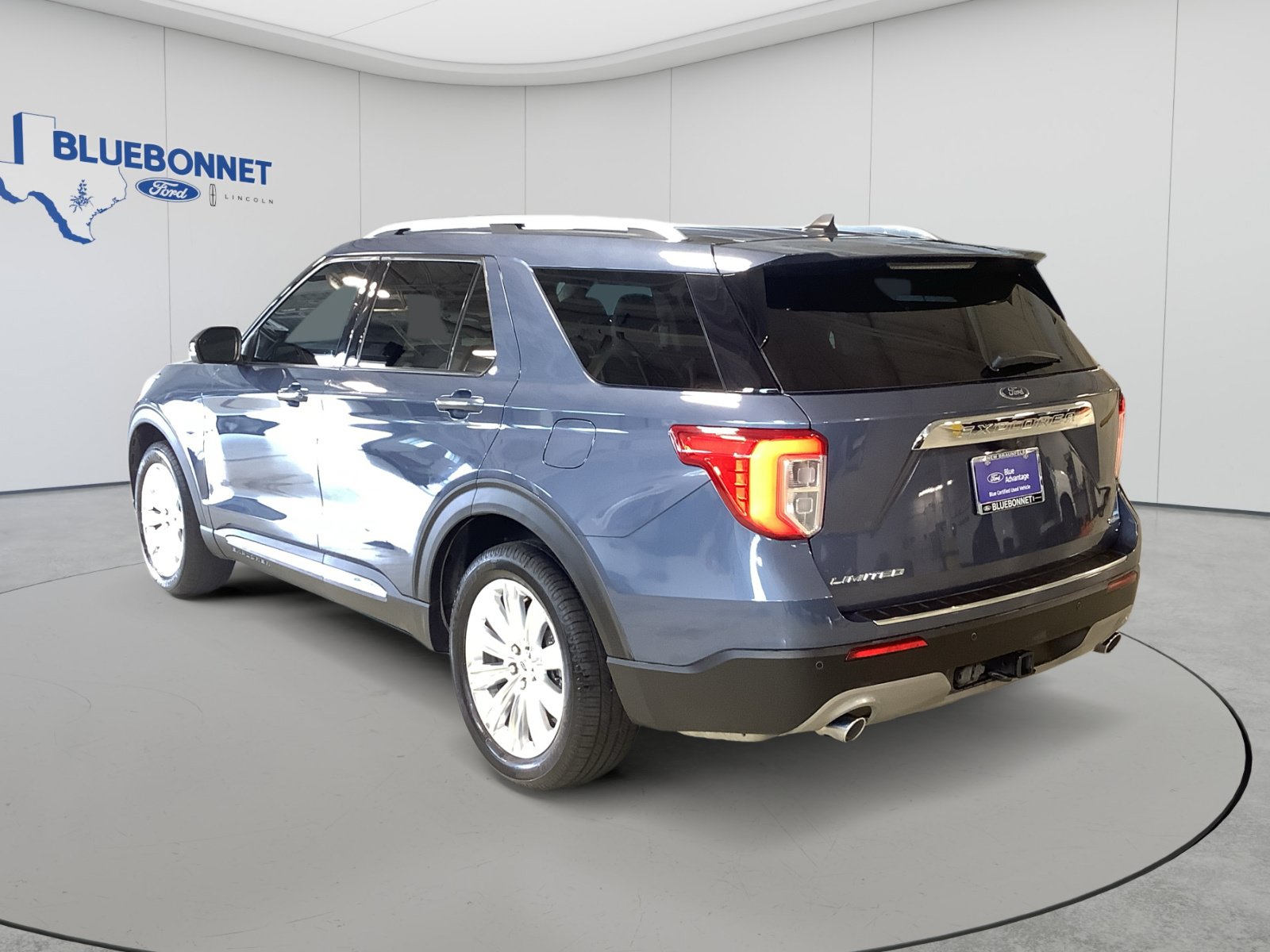 Used 2021 Ford Explorer Limited w/ Hybrid Equipment Group 310A RWD image 7