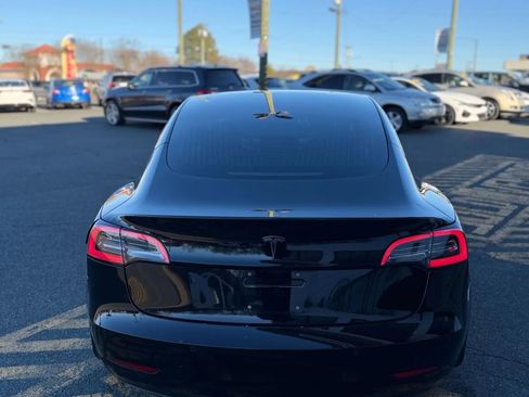 Used 2018 Tesla Model 3 Long Range image 5