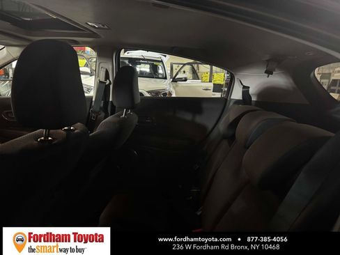 Used 2018 Honda HR-V EX image 12