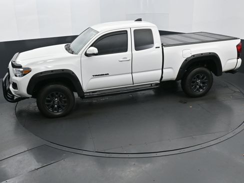 Used 2023 Toyota Tacoma SR5 image 28
