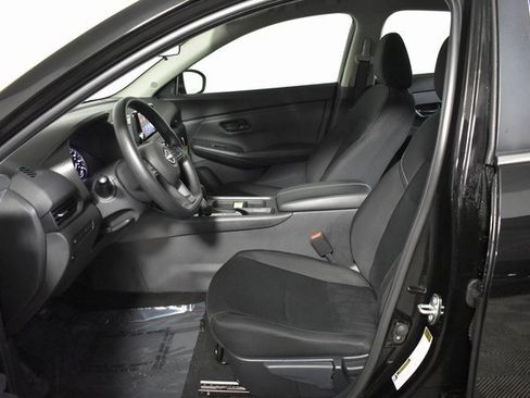 Certified 2025 Nissan Sentra S image 9