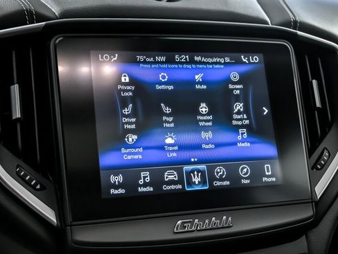 Used 2019 Maserati Ghibli S image 32