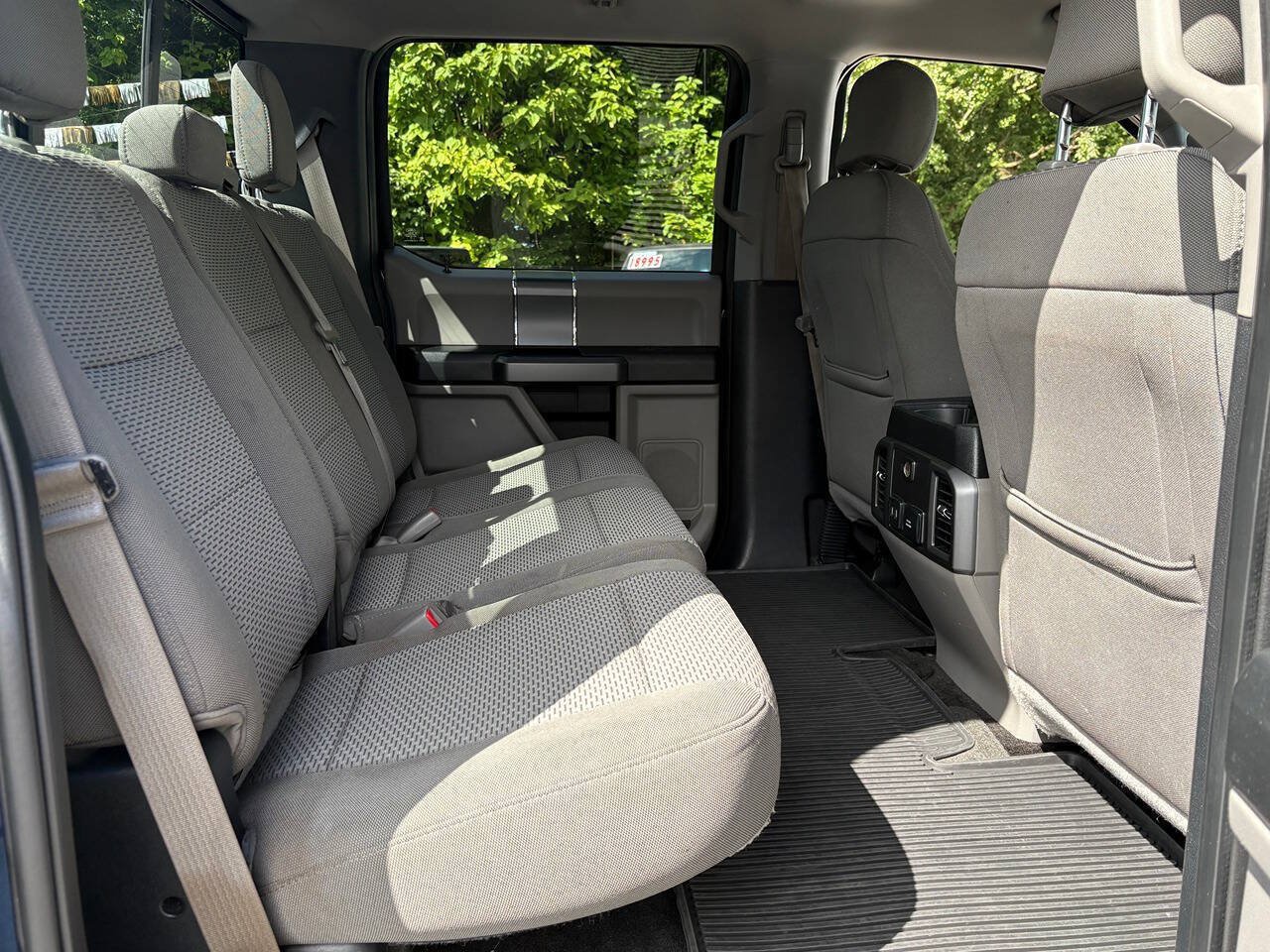 Used 2017 Ford F150 XLT w/ Equipment Group 302A Luxury AWD/4WD image 21
