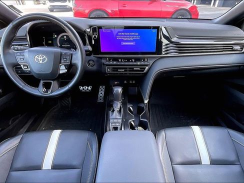 Used 2025 Toyota Camry SE w/ Multimedia Upgrade Package FWD image 15