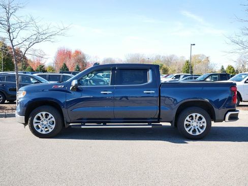 Used 2022 Chevrolet Silverado 1500 LTZ w/ LTZ Premium Package image 2