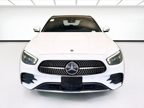 Used 2023 Mercedes-Benz E 350 Sedan image 2