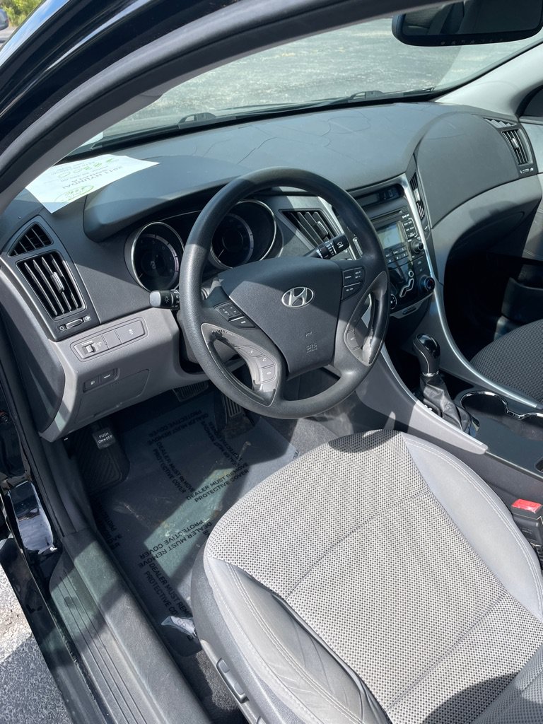 Used 2011 Hyundai Sonata GLS w/ Popular Equipment Pkg 2 FWD image 9