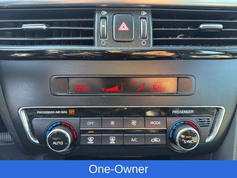 Used 2016 Kia Optima EX image 12