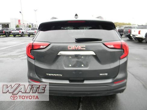 Used 2019 GMC Terrain SLE w/ Driver Convenience Package AWD/4WD image 3