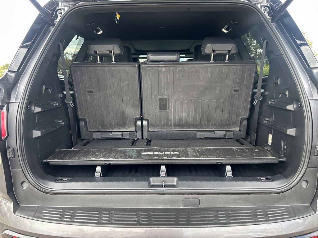 Used 2024 Toyota Sequoia Platinum AWD/4WD image 18
