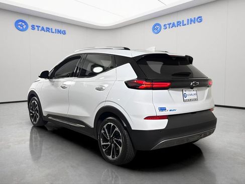 Certified 2023 Chevrolet Bolt EUV Premier FWD image 5