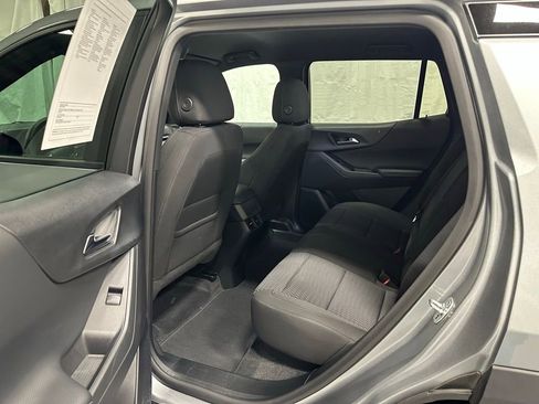 Used 2026 Chevrolet Equinox LT FWD image 38