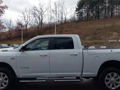 Used 2022 RAM 2500 Big Horn w/ Level A Equipment Group image 7