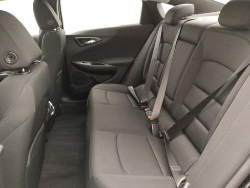 Used 2021 Chevrolet Malibu LT FWD image 18