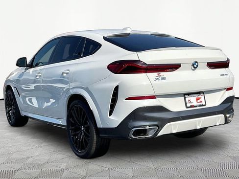 Used 2024 BMW X6 xDrive40i w/ Premium Package AWD/4WD image 5