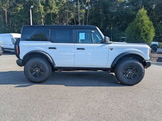 New 2026 Ford Bronco Badlands w/ Sasquatch Package AWD/4WD video 3