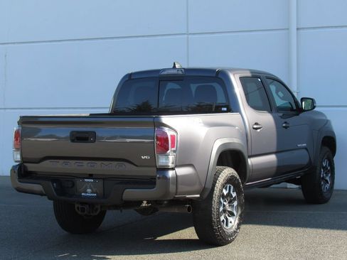 Used 2023 Toyota Tacoma TRD Off-Road w/ Technology Package AWD/4WD image 6