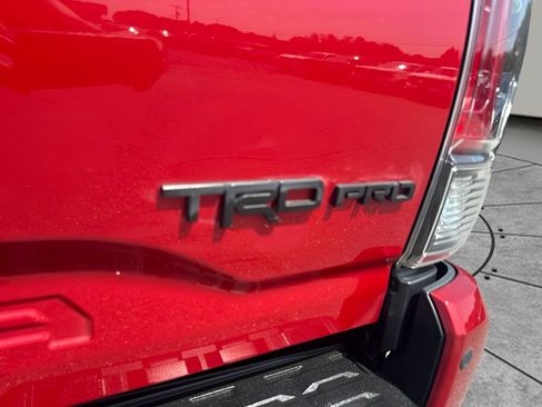 Used 2017 Toyota Tacoma TRD Pro AWD/4WD image 26