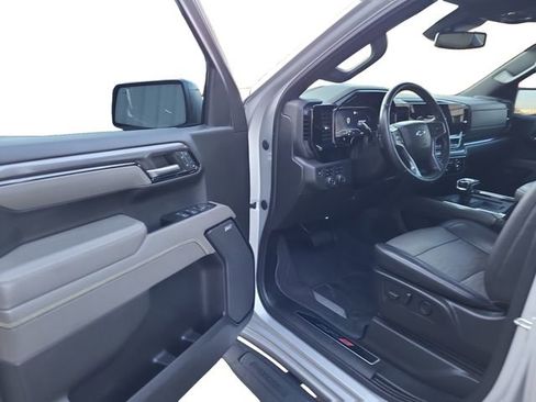 Used 2022 Chevrolet Silverado 1500 ZR2 image 10