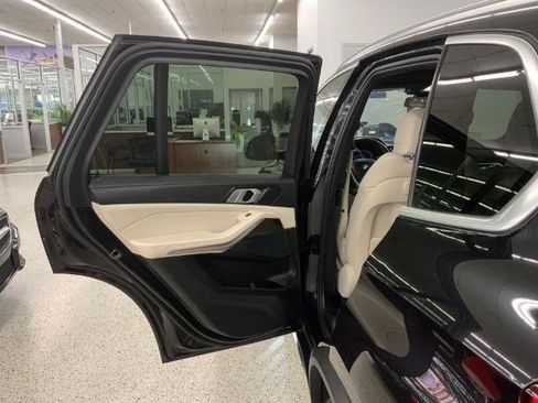 Used 2019 BMW X5 xDrive40i AWD/4WD image 34
