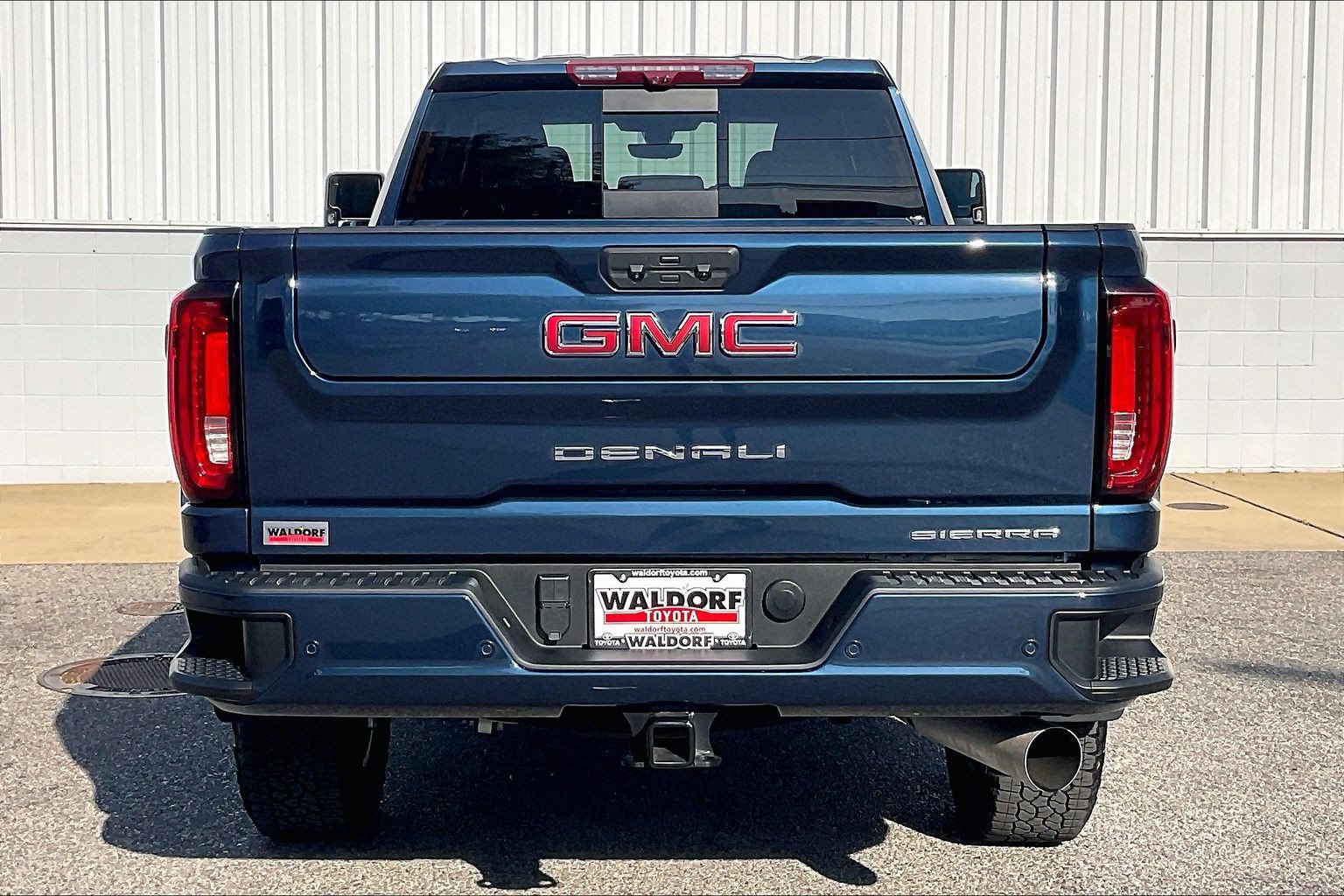 Used 2021 GMC Sierra 3500 Denali w/ Denali Ultimate Package AWD/4WD image 5