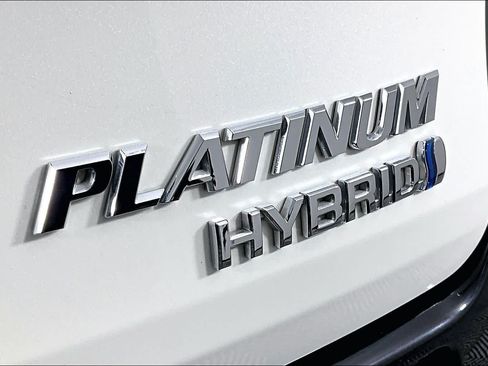 Used 2021 Toyota Sienna Platinum FWD image 10