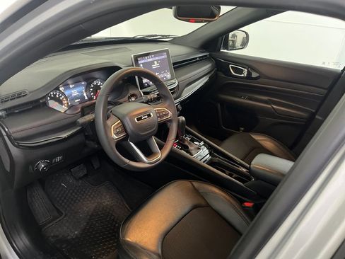 Used 2024 Jeep Compass Trailhawk image 26