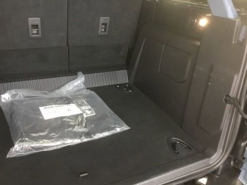 Used 2023 Ford Bronco Badlands w/ Sasquatch Package image 21