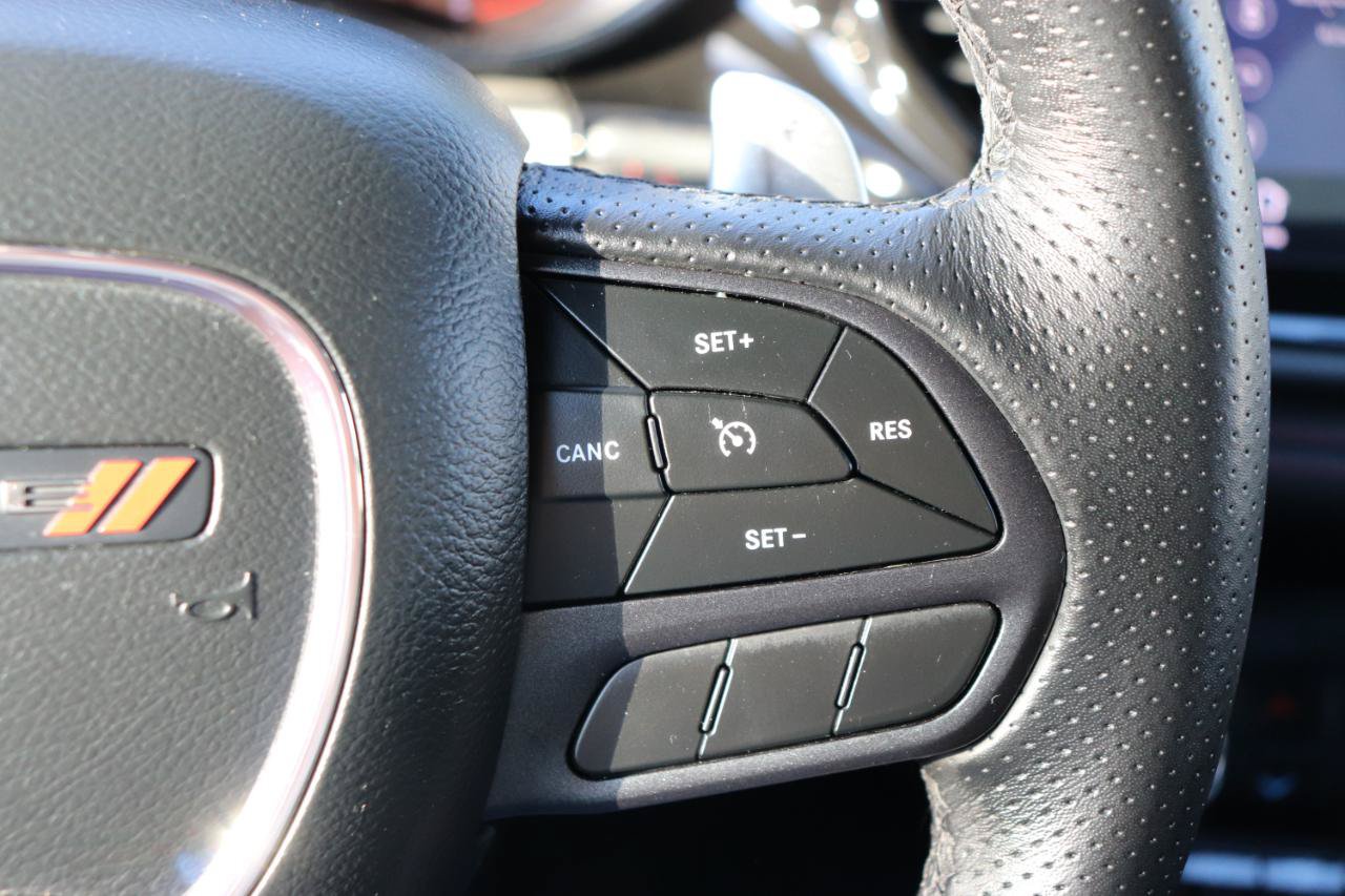 Used 2025 Dodge Durango GT AWD/4WD image 34