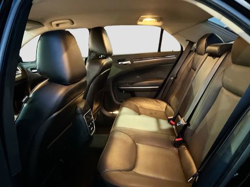 Used 2023 Chrysler 300 Touring L w/ Comfort Group image 22