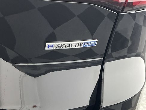 Certified 2025 MAZDA CX-70 Plug-In Hybrid w/ Premium Plus image 6