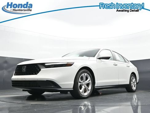 Used 2024 Honda Accord LX image 27
