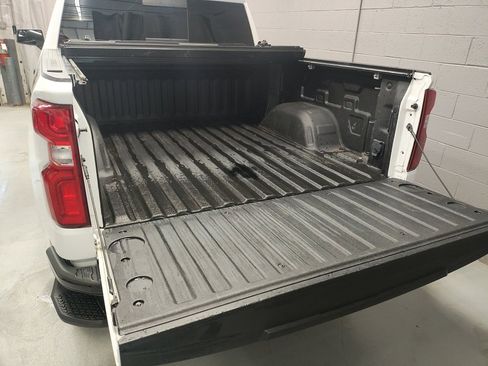 Used 2019 Chevrolet Silverado 1500 LT Trail Boss image 22