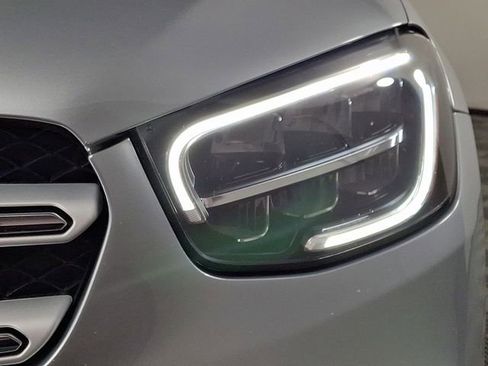 Used 2021 Mercedes-Benz GLC 300 4MATIC image 12