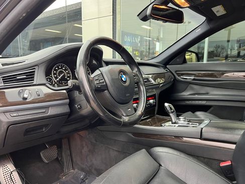 Used 2012 BMW 750Li image 30