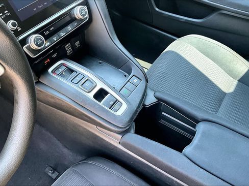 Used 2021 Honda Insight EX image 17