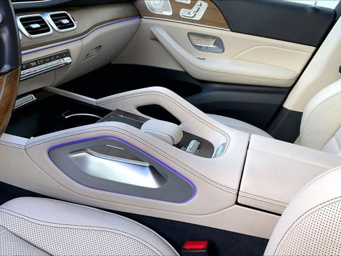 Used 2020 Mercedes-Benz GLE 580 4MATIC image 16