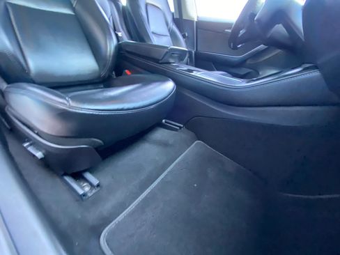 Used 2021 Tesla Model 3 Standard Range Plus RWD image 26