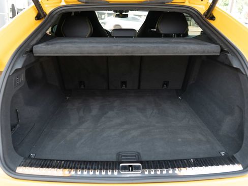 Used 2021 Lamborghini Urus AWD/4WD image 62