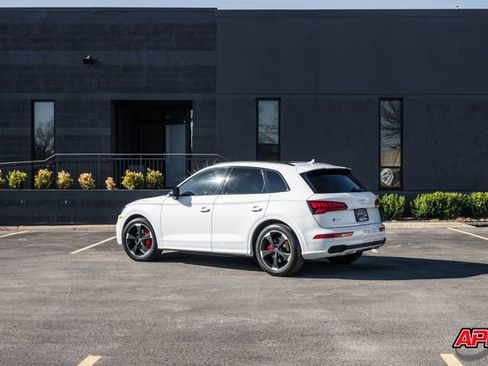 Used 2020 Audi SQ5 Premium Plus w/ Premium Plus Package image 49
